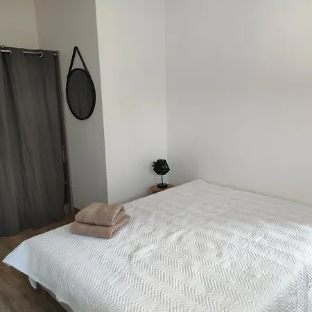 Semesterbostad Maison Cosy Et Elegante -tram A Et E A 300 M, - Bordeaux 15 Min