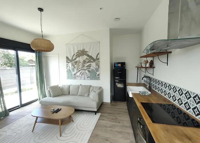 Maison Cosy Et Elegante -tram A Et E 300 M, - Bordeaux 15 Min Feriehus Cenon